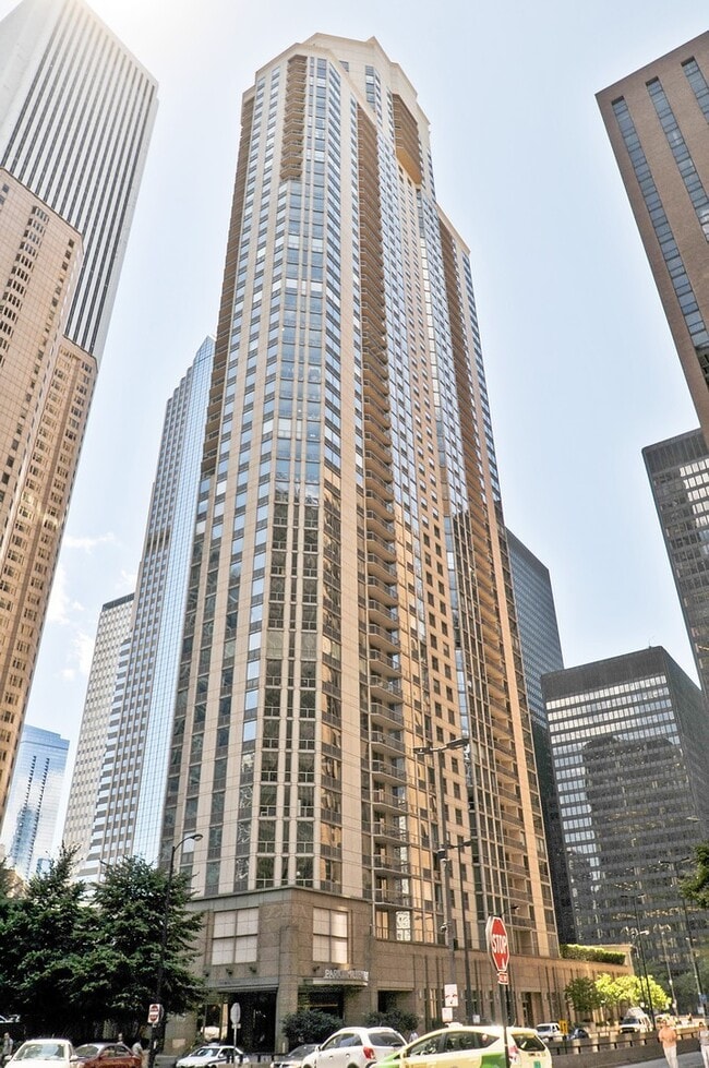 Building Photo - 222 N Columbus Dr Unit 3607