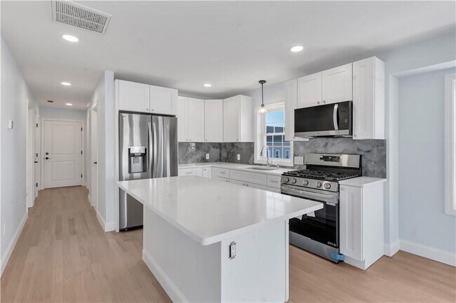 Photo - 10 Anthony Ave Unit 2