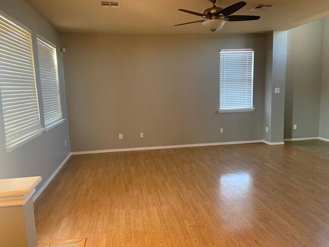 Photo - 4915 Allegany Dr