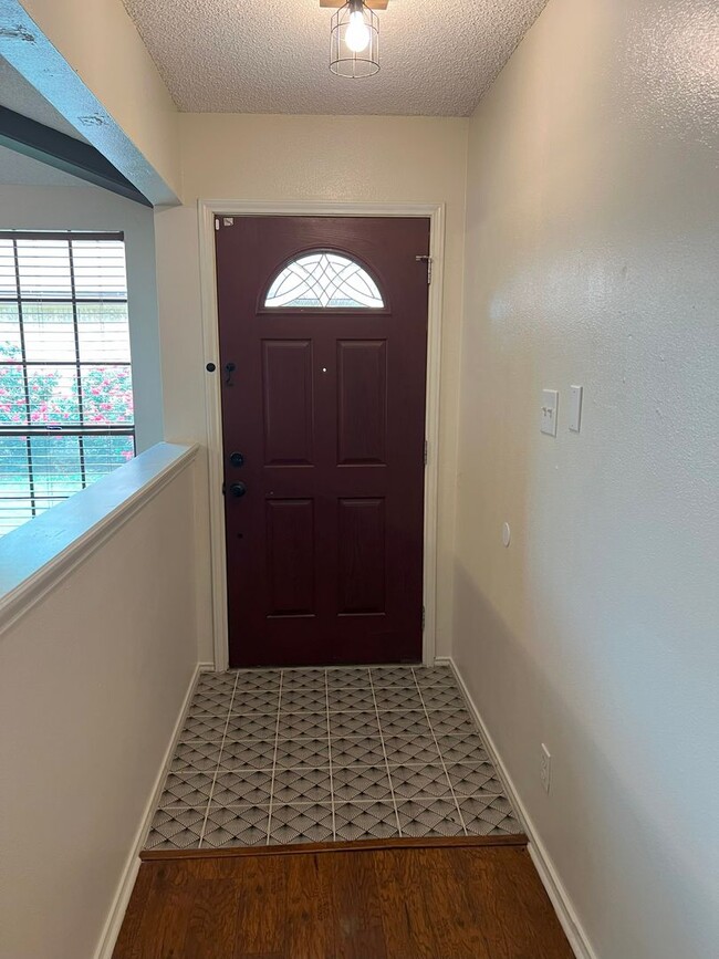 Photo - 1301 Eli Whitney Rd