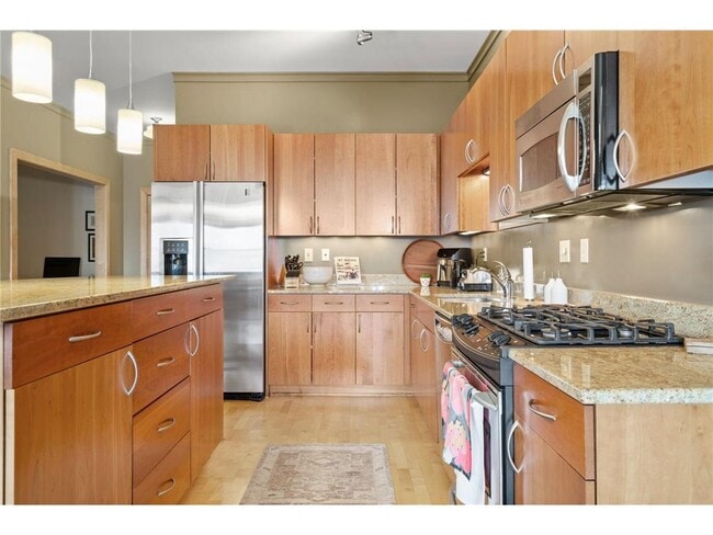 Photo - 401 N 2nd St Unit 611