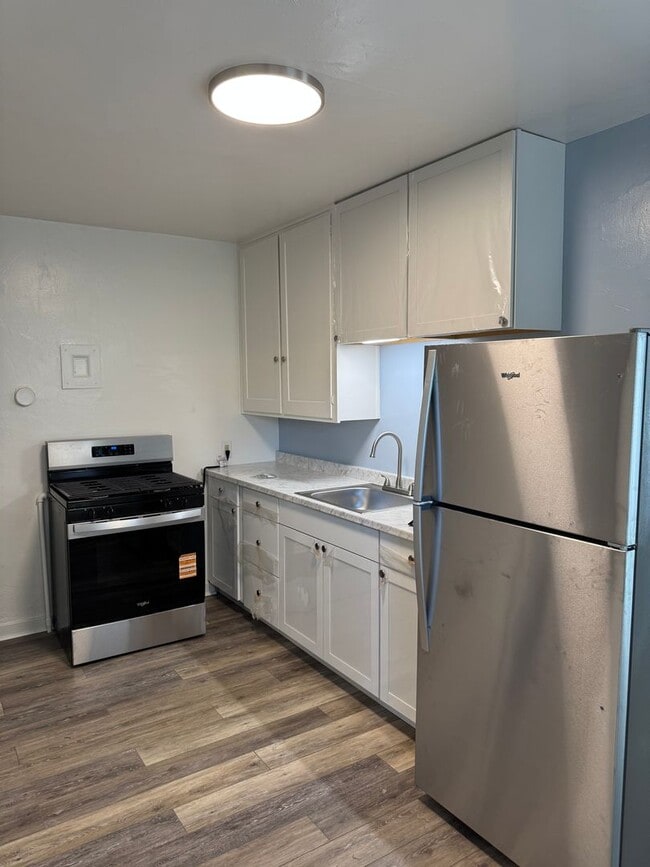 Building Photo - 316 Columbia Dr SE Unit 316 Columbia A