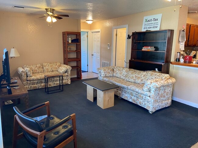 Photo - 2601 Bonneville Dr