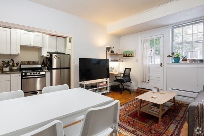 Building Photo - 16 Chauncy St Unit A Rental