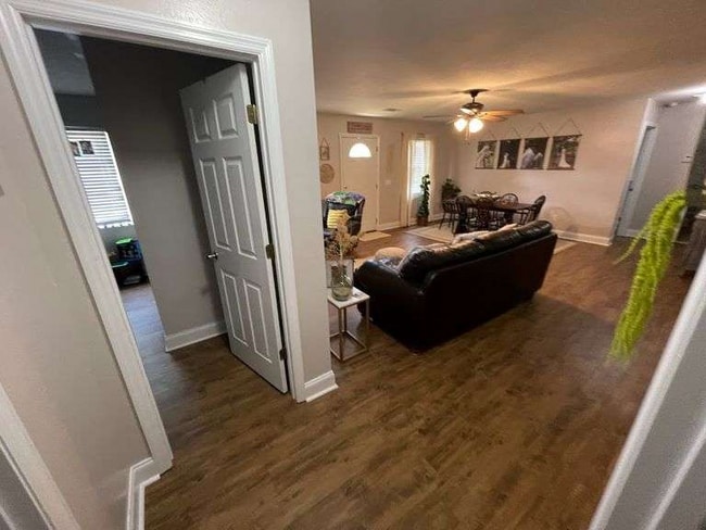 Photo - 114 Atkinson Dr