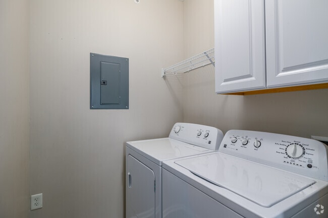 2BR, 2BA - 1,366SF - Laundry Room