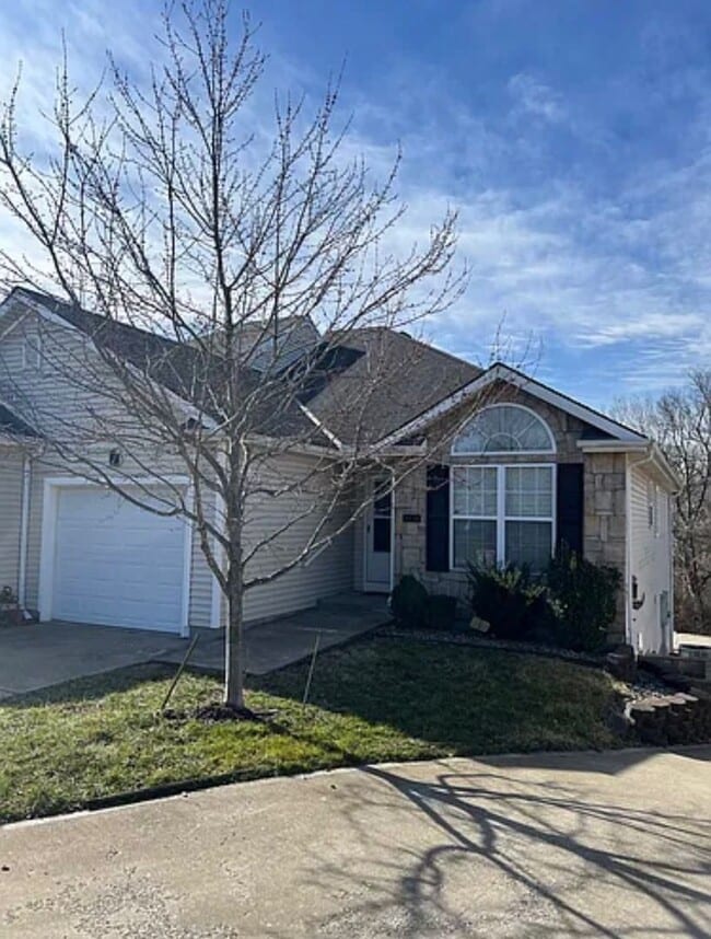 Building Photo - 1909-1911 POWHATAN Unit 1911 POWHATAN COURT