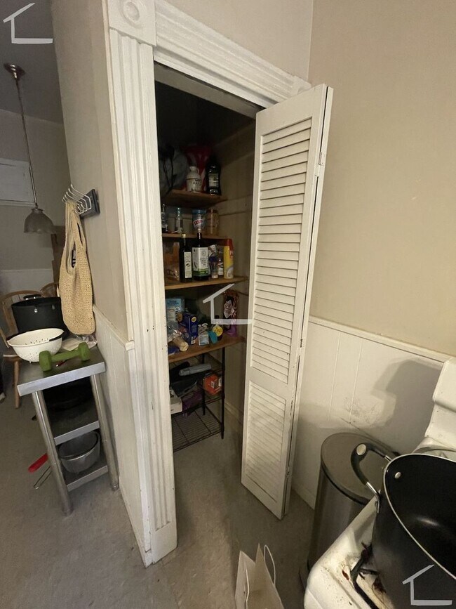 Photo - NIce 4 bed in Brookline