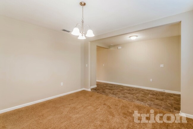 Photo - 1610 Liberty Tree Pl