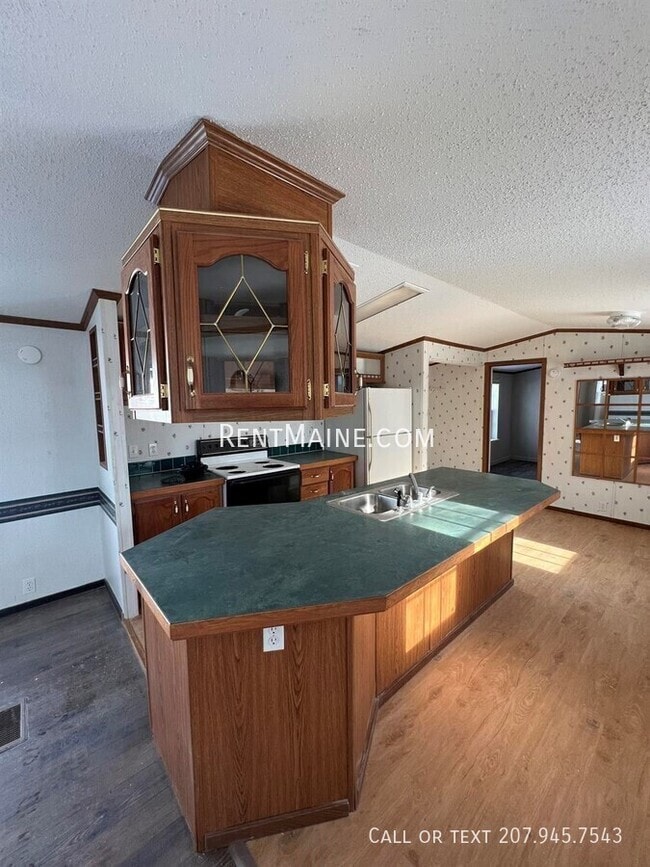 Photo - 30 Exeter Rd