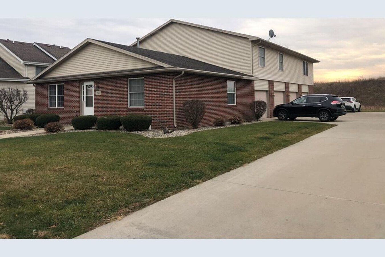 Photo - 784 Double Jack St