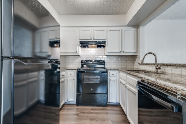 Photo - 1803 Cousins Ct