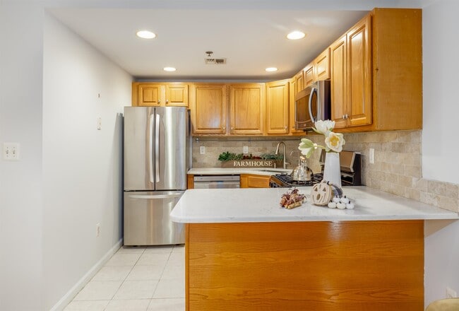 Photo - 323 Jackson St Unit 302