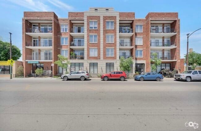 Building Photo - 6444 W Belmont Ave Rental