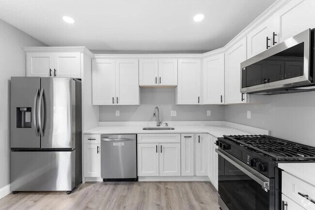 Building Photo - 25 Martland Ave Unit 2 Rental