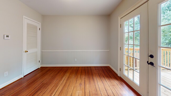 Photo - 2645 Southbury Cir