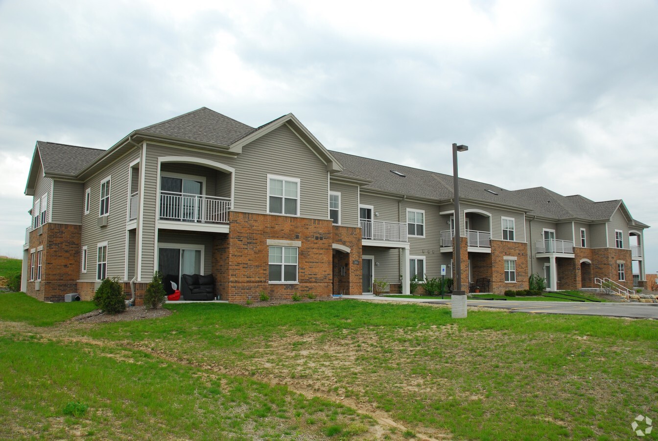 Foto principal - Hometown Grove Apartments