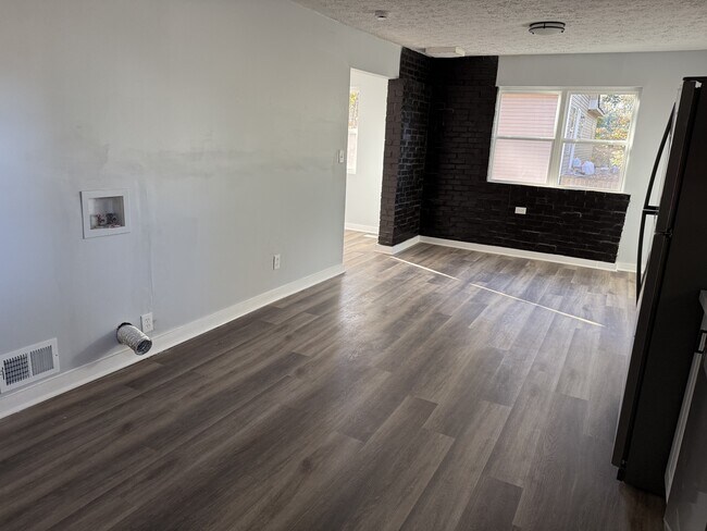 Photo - 453 Azalea Dr