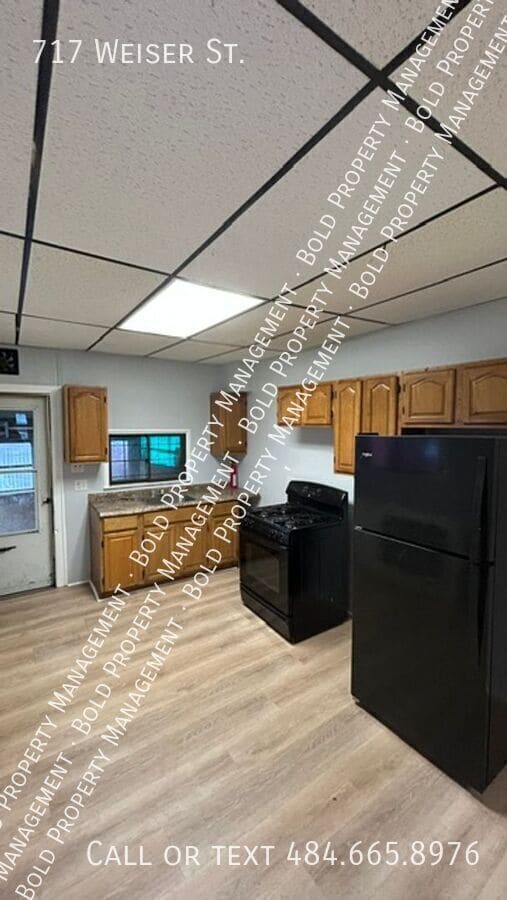 Photo - 717 Weiser St