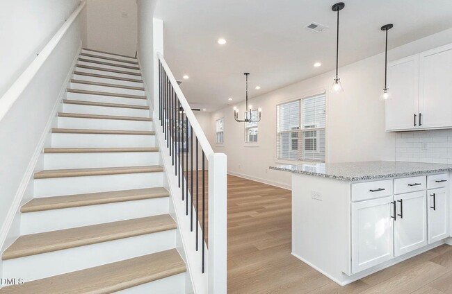 Photo - 4801 Gossamer Ln