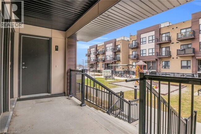Photo - 20 Palace St Unit G7