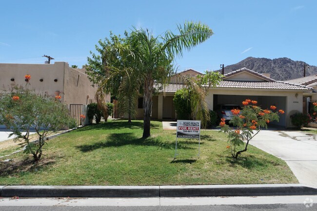 Building Photo - GREAT 4-Bedroom in La Quinta Cove Rental