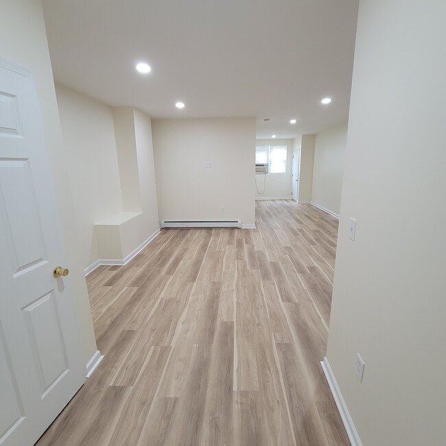 228 Orchard St