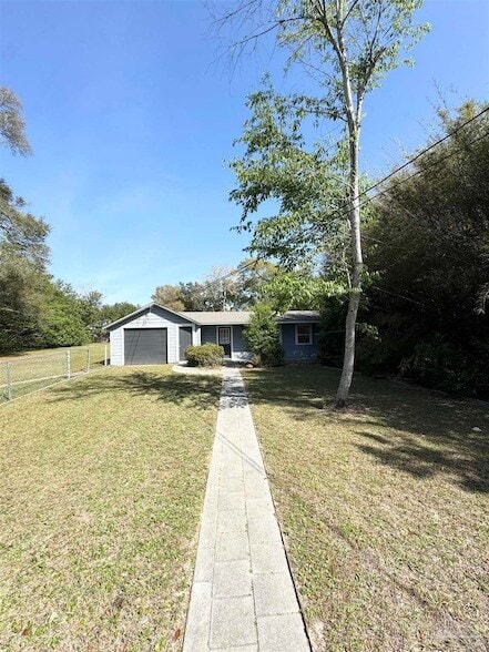 Building Photo - 1318 Wilson Ave