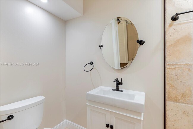 Photo - 1260 Milan Ave