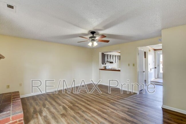 Photo - 4705 White Tail Ct