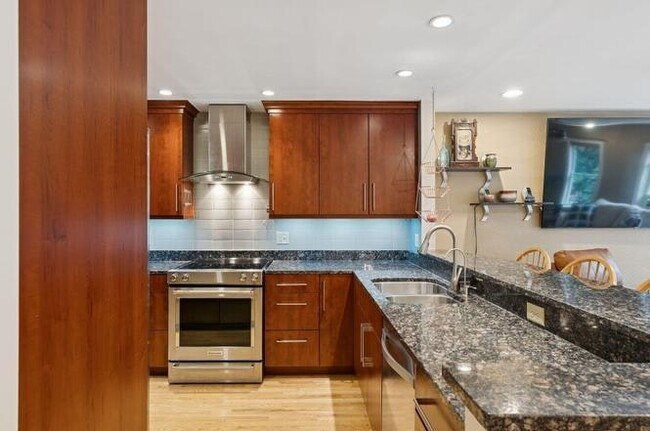209 Vaughan St Unit 209