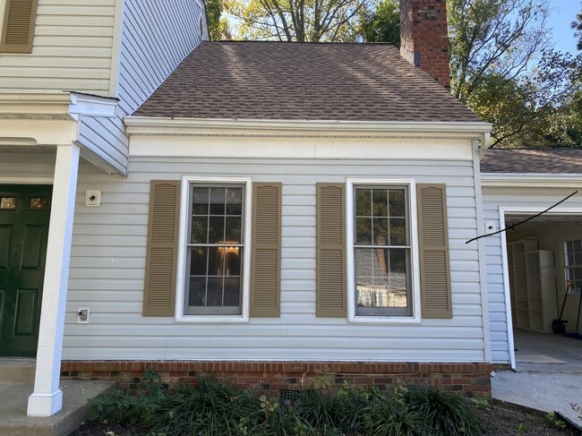 Photo - 7907 Laural Valley Way