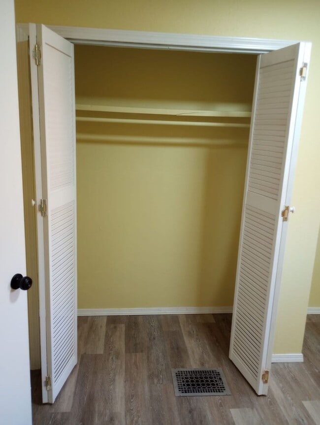 Photo - 3 bed 2 bath Renovated Rent Home