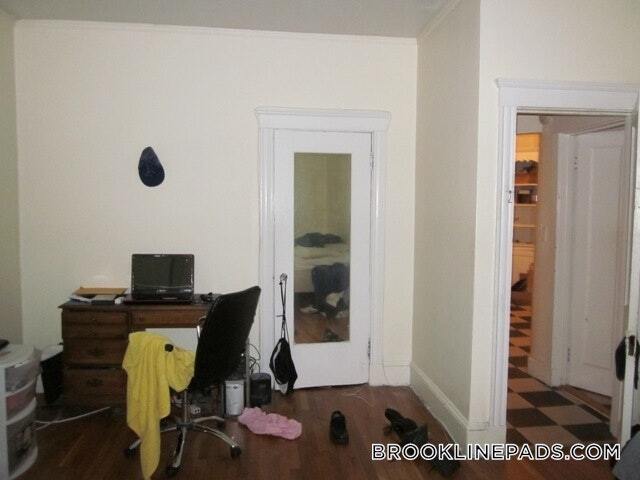 Photo - 72 Egmont St Unit 5