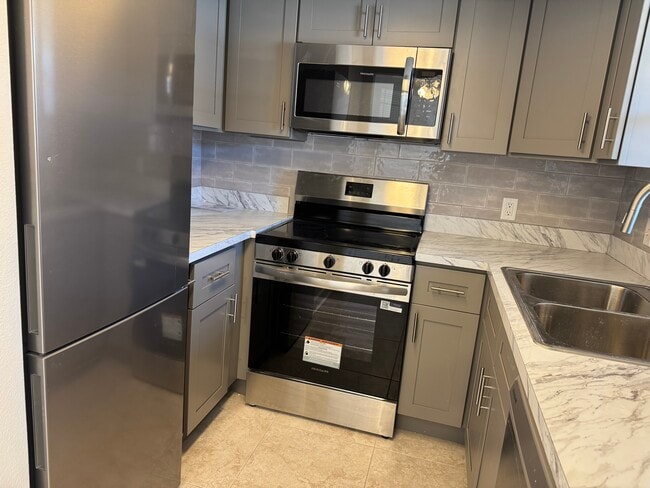 Photo - 5154 Turquoise Ln Unit 102