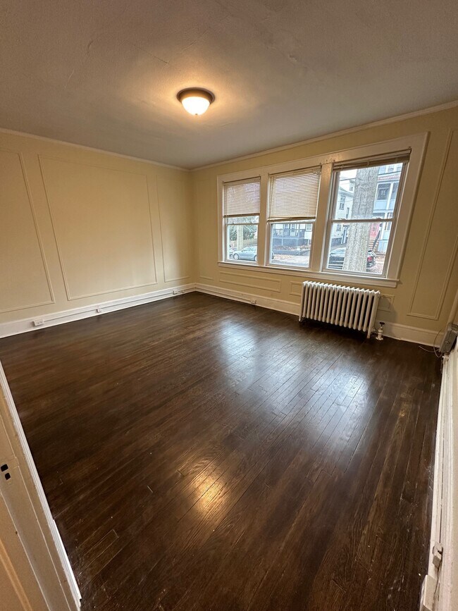 Photo - 222 Denison St Apartments Unit A
