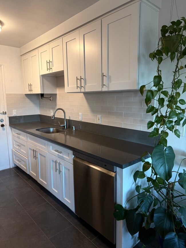 Photo - 525 N Sycamore Ave Unidad 426