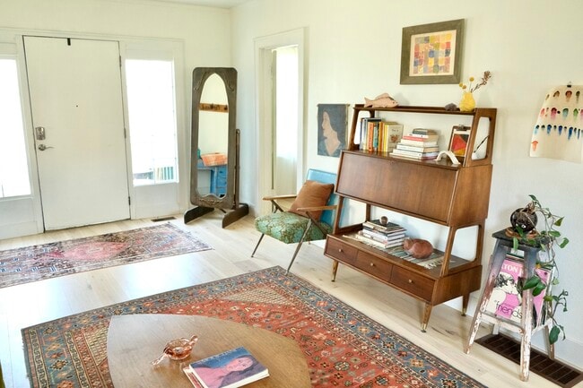 Photo - 1804 NE Junior St