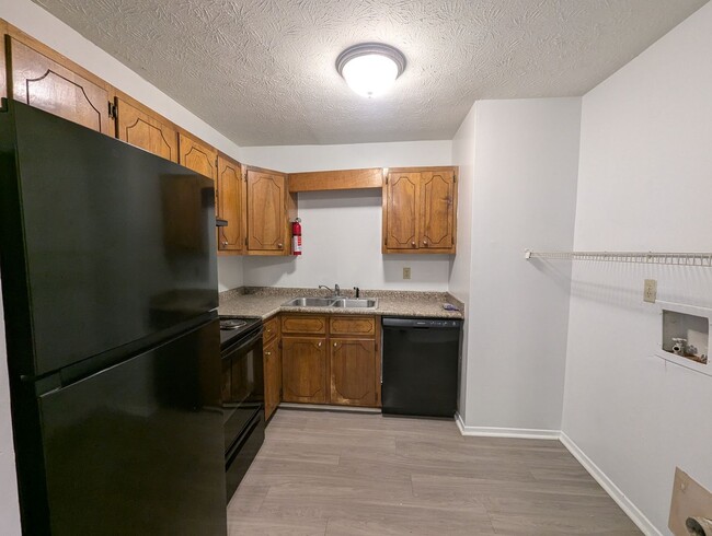 Photo - 235/237 Rustwood Dr Unit 235 Rustwood Dr