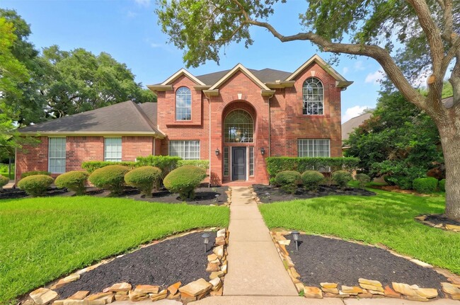 Photo - 108 Oak Creek Ln