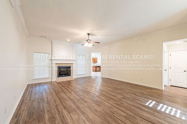 Photo - 1689 N Oakhaven Pl