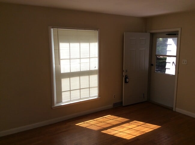 2636.5 Capitol Ave