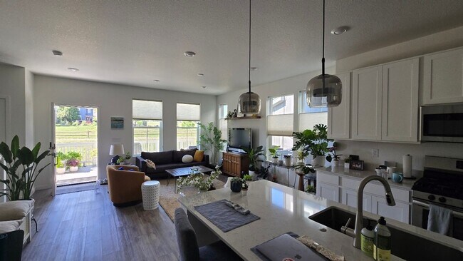 Photo - 1536 Sanitas Ln