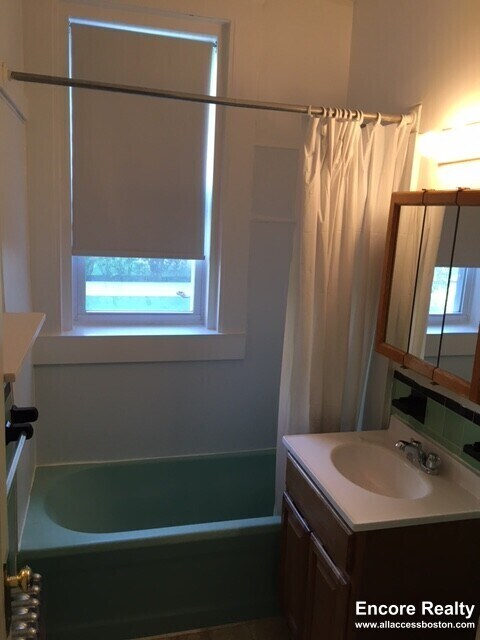 Photo - 66 Chiswick Rd Unit 6