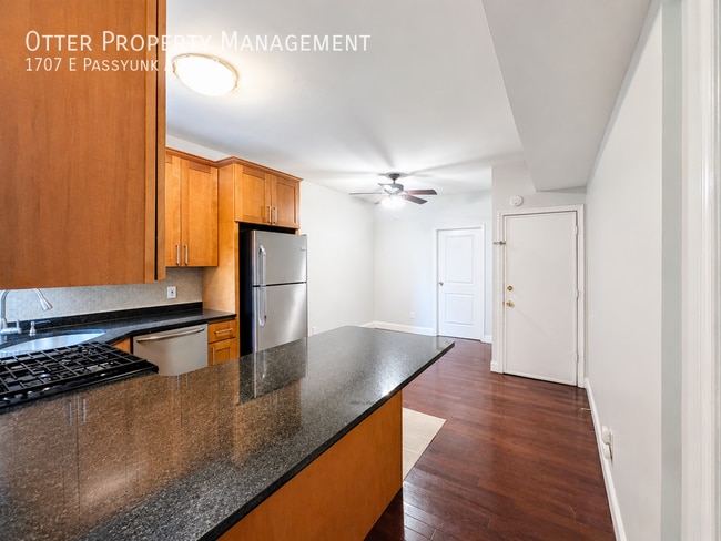 Photo - 1707 Passyunk Ave Unit 2