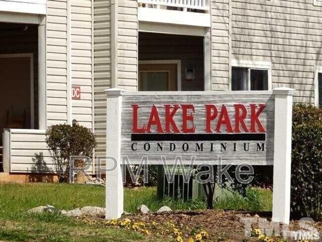 Building Photo - 1341 Crab Orchard Dr Unit 303 Rental