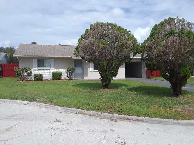 Building Photo - 135 S Suzanne Ct Rental