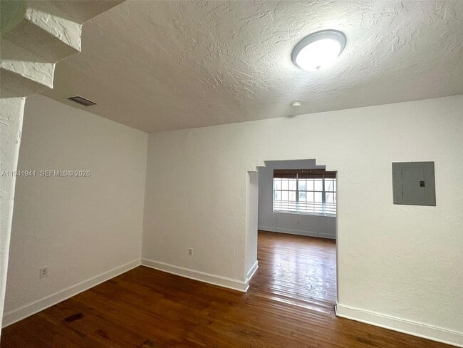 Photo - 1337 Pennsylvania Ave Unit 6