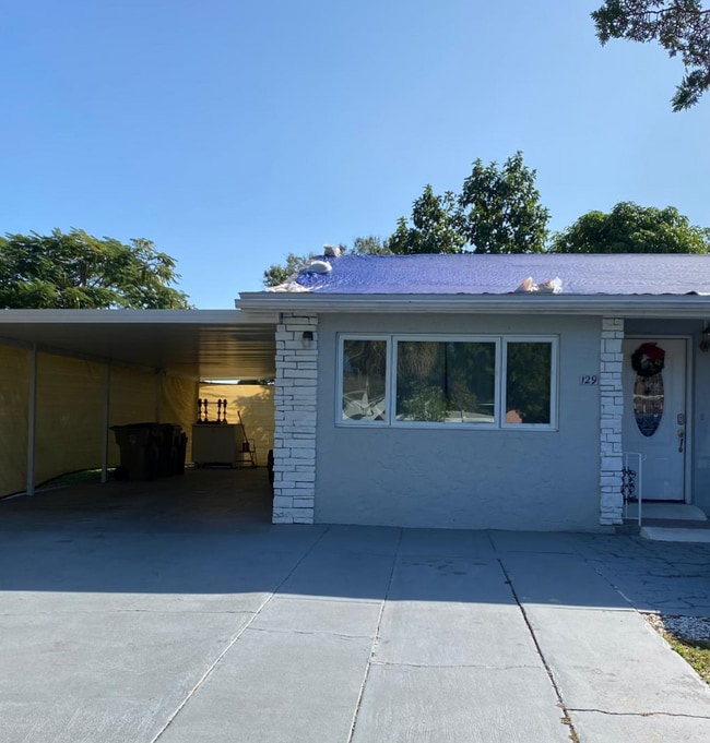 Building Photo - 129 Dahlia Dr Rental
