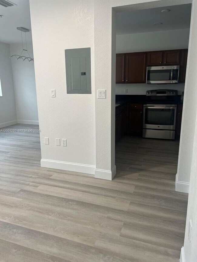 Photo - 8760 NW 97th Ave